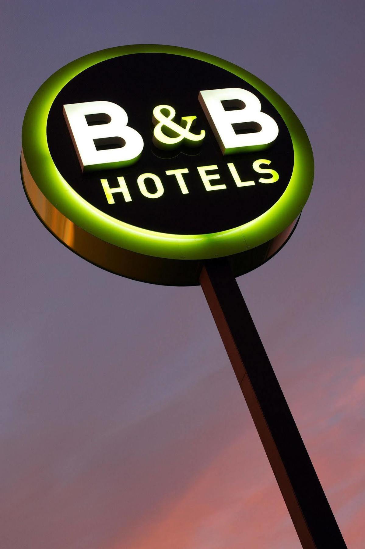 B&B Hotel Calais Coquelles Tunnel Sous La Manche Exterior foto